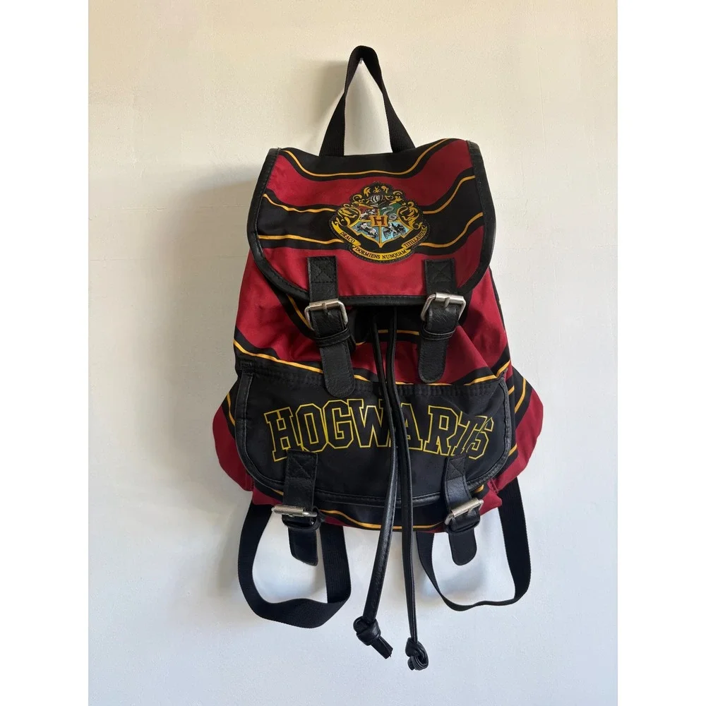 Harry Potter Hogwarts Crest Striped Backpack Rucksack Burgundy Black Yellow